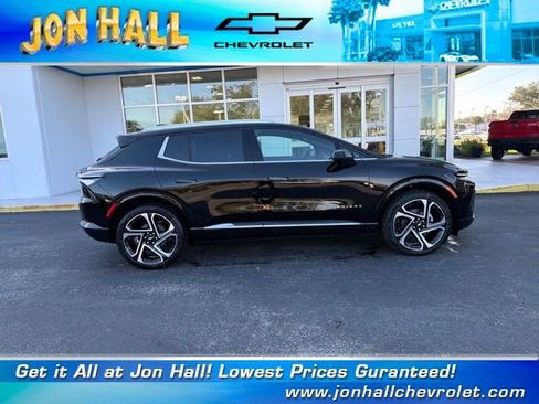 New 2026 Chevrolet Equinox EV LT image 15