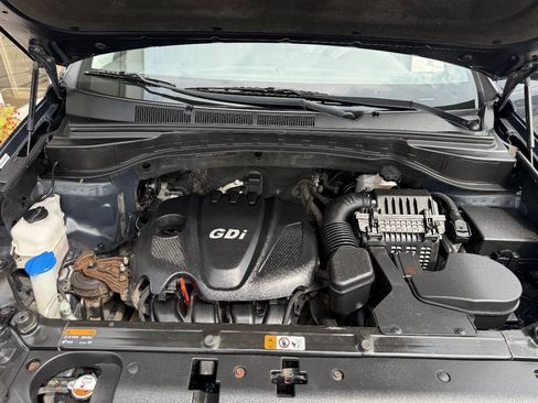 Used 2015 Hyundai Santa Fe Sport w/ Option Group 04 AWD/4WD image 18