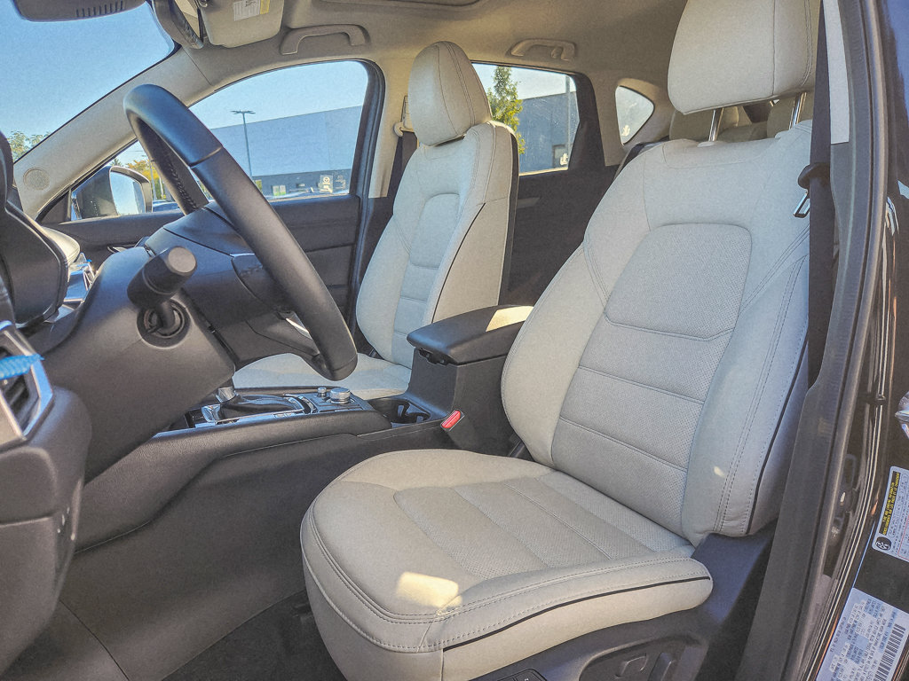 Used 2025 MAZDA CX-5 AWD 2.5 S w/ Preferred Package image 7