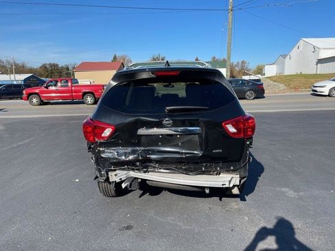 Used 2019 Nissan Pathfinder S AWD/4WD image 4