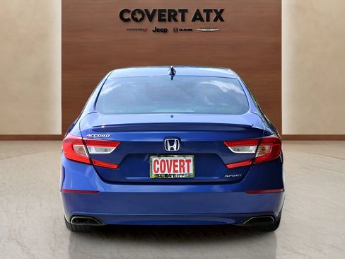 Used 2018 Honda Accord Sport image 4