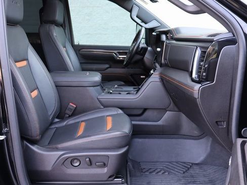 Used 2025 GMC Sierra 2500 AT4 w/ AT4 Premium Plus Package image 38