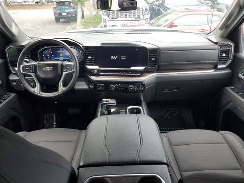 Used 2025 Chevrolet Silverado 1500 RST AWD/4WD image 13