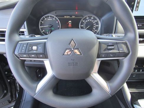 New 2026 Mitsubishi Outlander ES FWD image 30