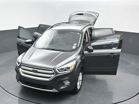 Used 2018 Ford Escape SEL image 26