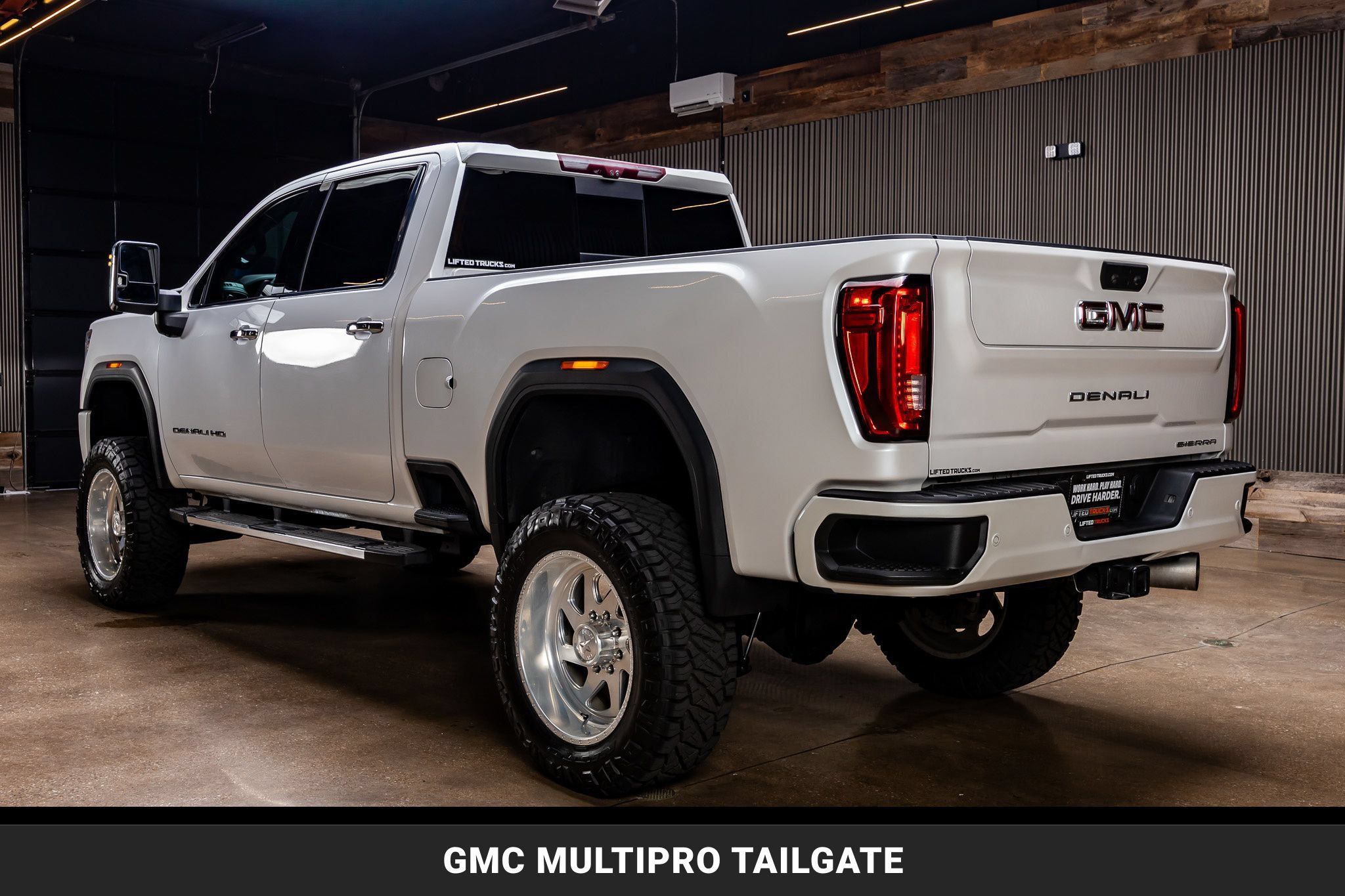 Used 2021 GMC Sierra 2500 Denali w/ Denali Ultimate Package AWD/4WD image 6