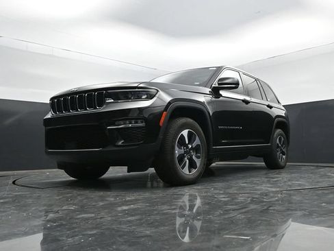 Used 2024 Jeep Grand Cherokee Limited 4xe AWD/4WD image 55