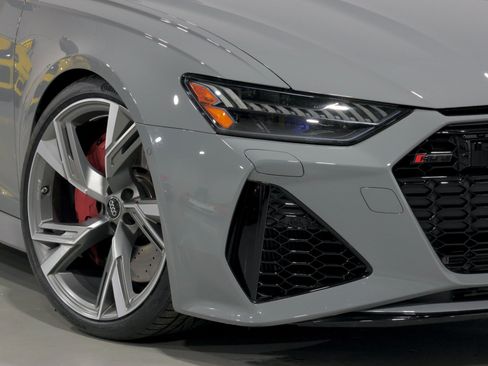 Used 2021 Audi RS 6 AWD/4WD image 35