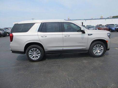 Certified 2023 GMC Yukon Denali AWD/4WD image 5