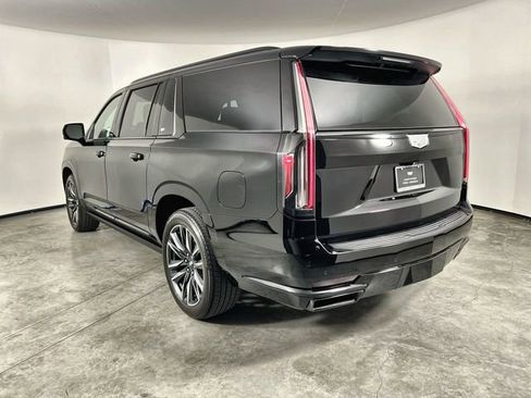 Certified 2024 Cadillac Escalade ESV Sport Platinum image 6