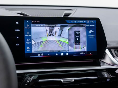 New 2025 BMW X1 xDrive28i w/ Premium Package image 18