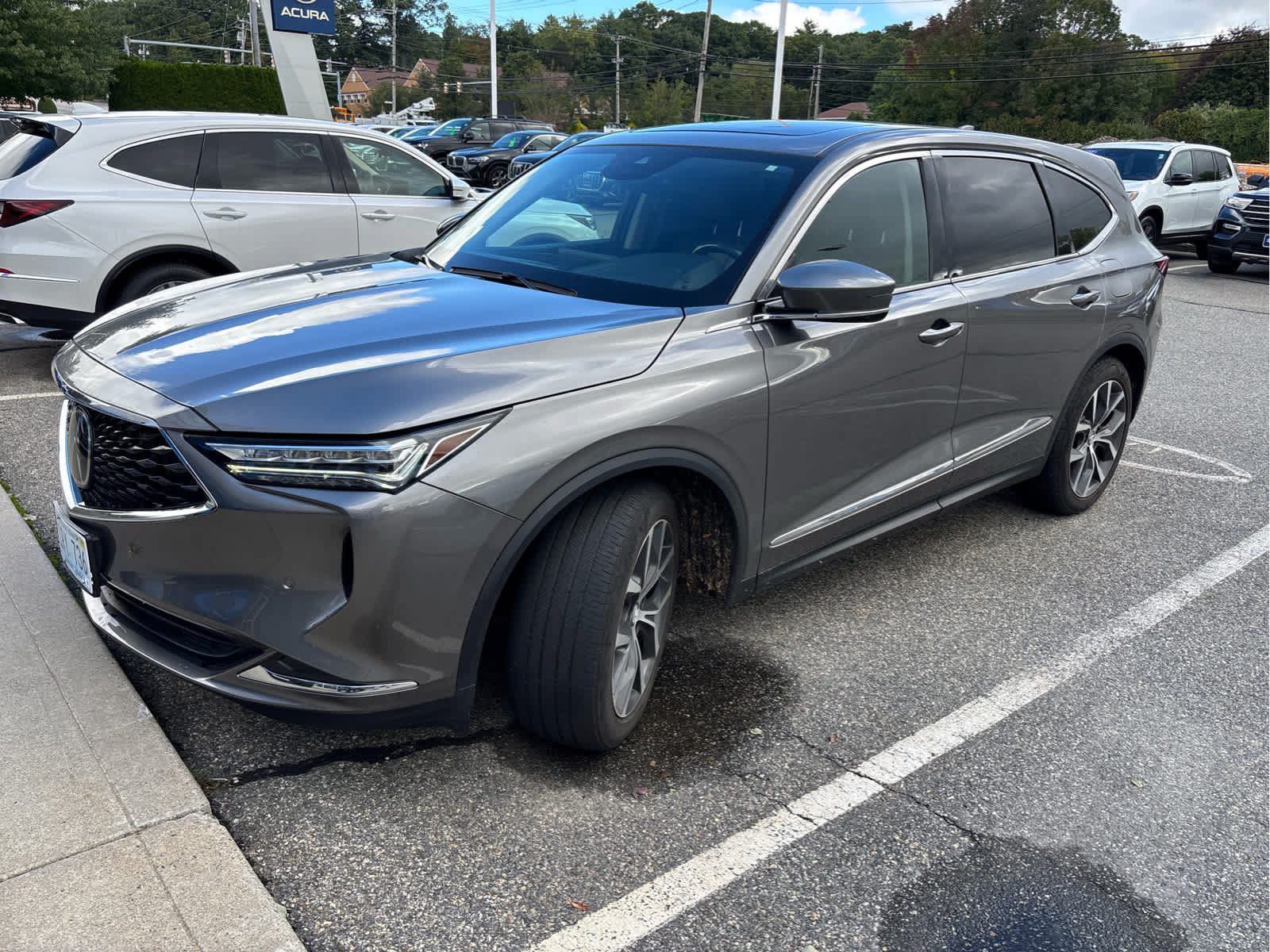 Used 2024 Acura MDX w/ Technology Package AWD/4WD image 1