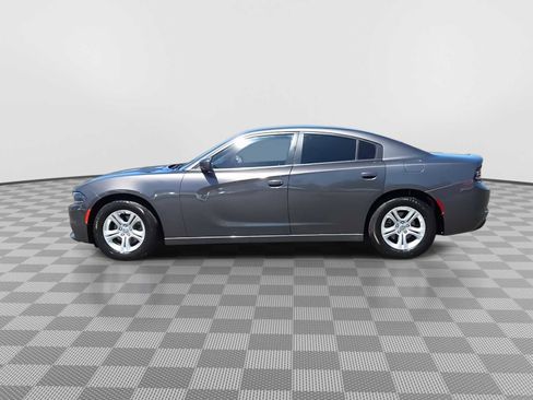 Used 2022 Dodge Charger SXT RWD image 5