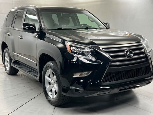 Used 2017 Lexus GX 460 w/ Navigation Package AWD/4WD image 8