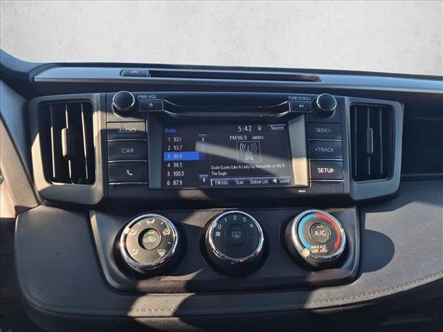Used 2016 Toyota RAV4 LE FWD image 16