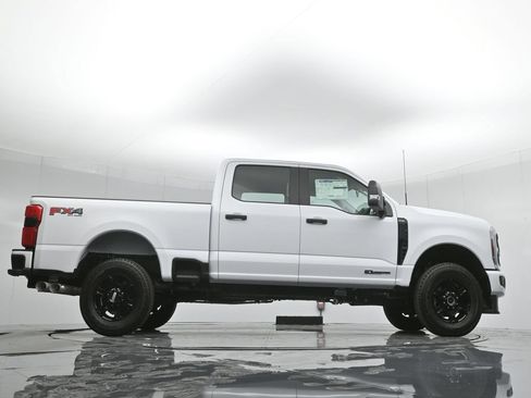 Used 2024 Ford F250 XL w/ STX Appearance Package AWD/4WD image 48