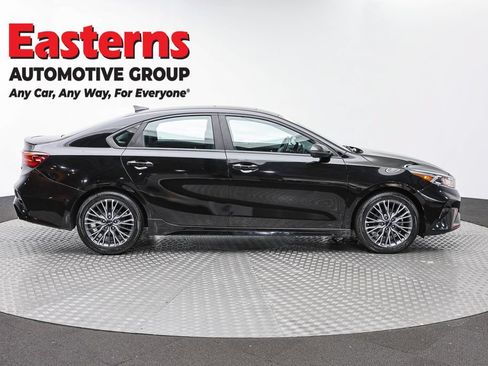 Used 2023 Kia Forte GT-Line w/ GT-Line Premium Package FWD image 4
