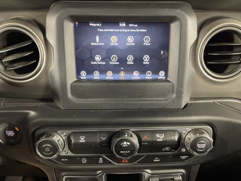 Used 2022 Jeep Wrangler Unlimited Sport image 21