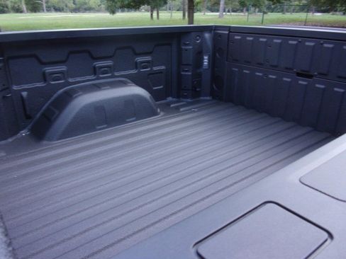 Used 2024 GMC Sierra 1500 AT4X w/ AT4X AEV Edition image 35