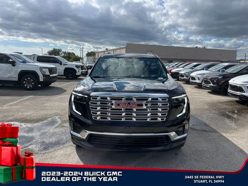 New 2026 GMC Acadia Denali w/ Super Cruise Package image 3