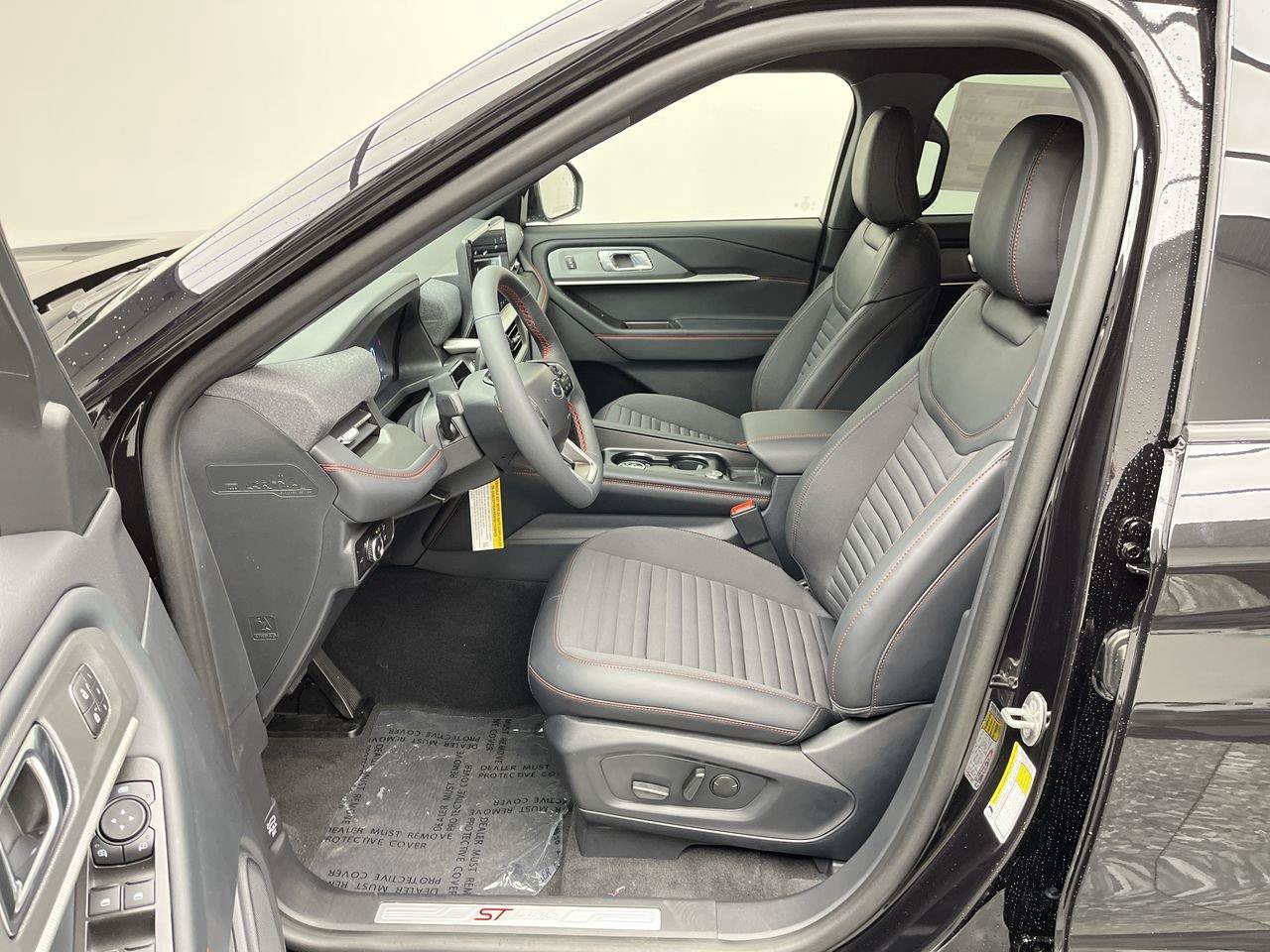 New 2027 Ford Explorer ST-Line w/ Premium Package AWD/4WD image 3