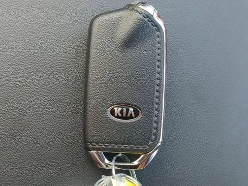 Used 2019 Kia Stinger GT2 AWD/4WD image 28