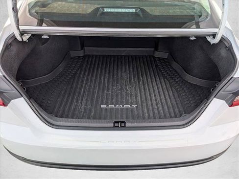 Used 2026 Toyota Camry LE w/ Convenience Package FWD image 6