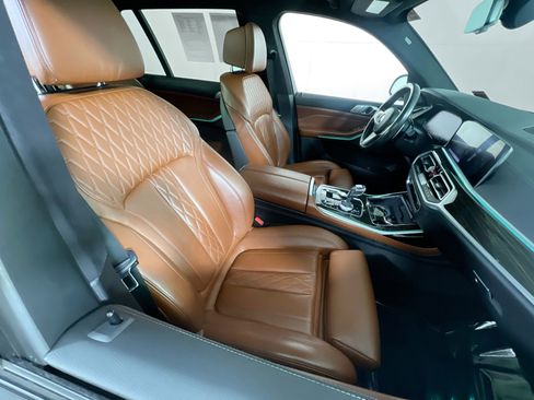 Used 2019 BMW X7 xDrive40i w/ Premium Package image 29