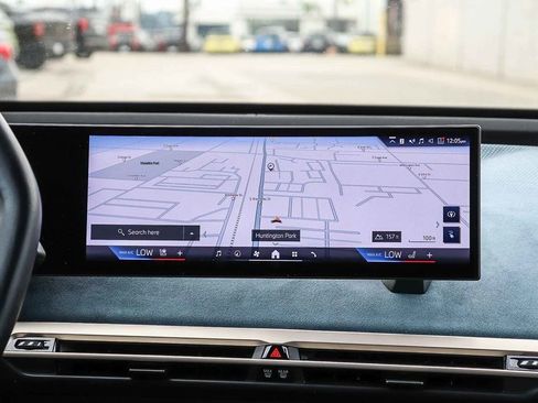 Used 2025 BMW iX xDrive50 w/ Convenience Package image 15