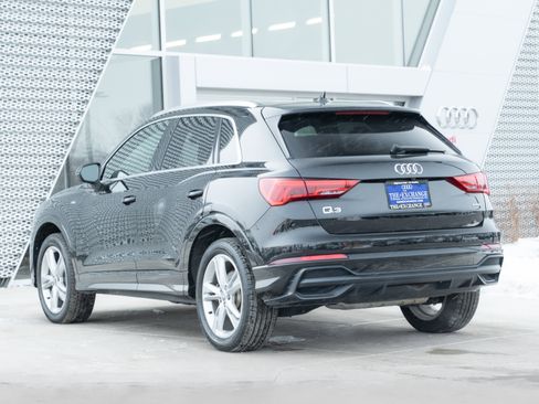 Used 2020 Audi Q3 2.0T Prestige w/ Prestige Package image 4