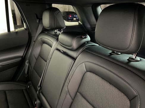 New 2027 Chevrolet Equinox LT w/ Convenience Package II AWD/4WD image 22