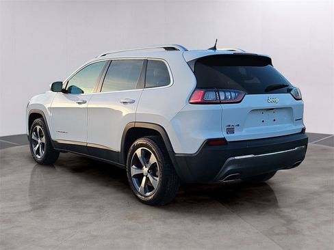 Used 2019 Jeep Cherokee Limited image 6