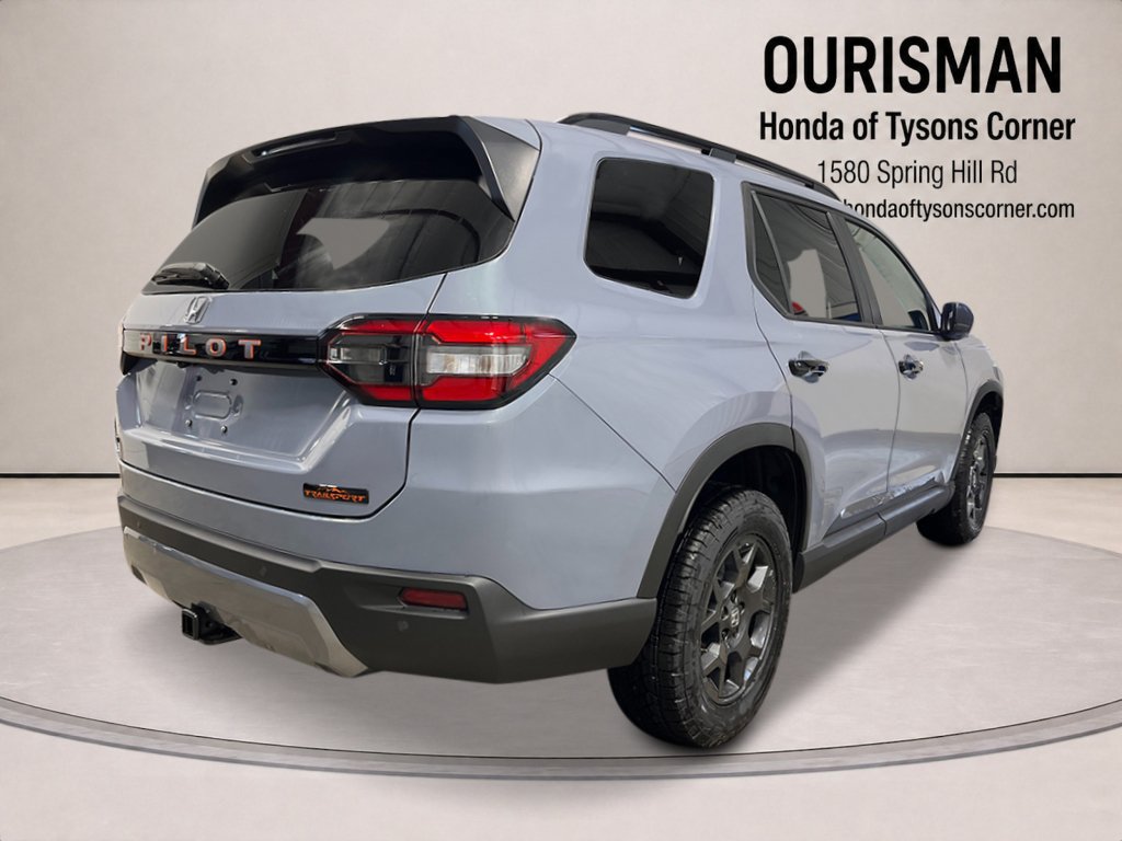 New 2026 Honda Pilot TrailSport image 3