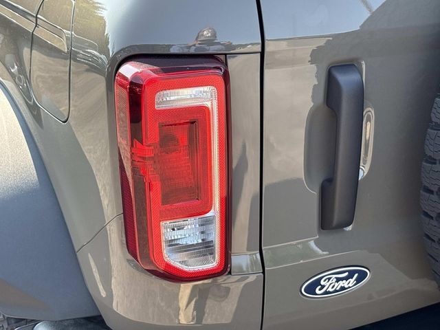 New 2026 Ford Bronco 4-Door w/ Sasquatch Package AWD/4WD image 12