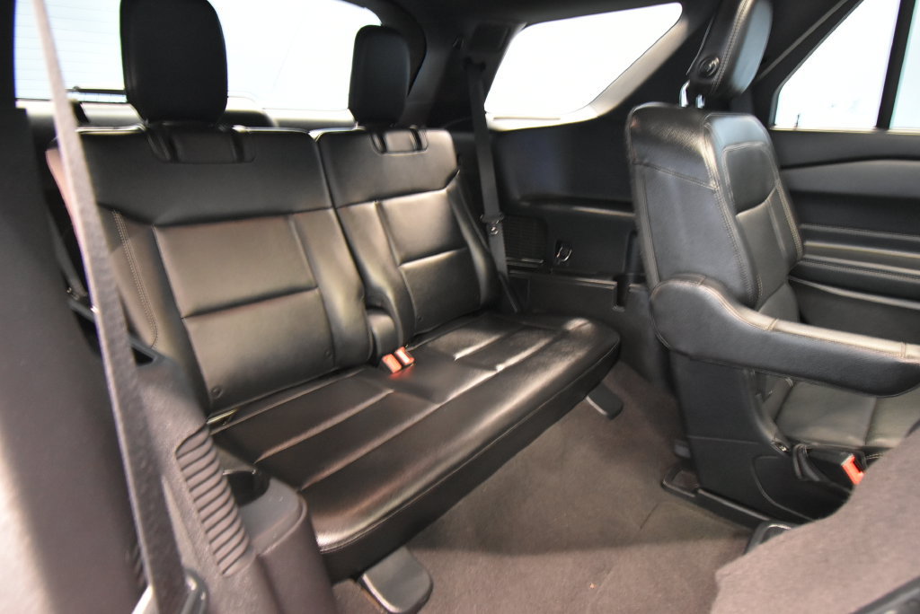 Used 2020 Ford Explorer Limited AWD/4WD image 33
