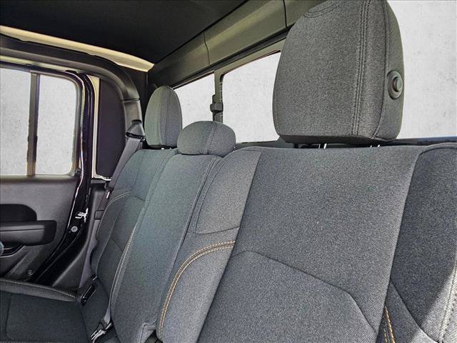 New 2026 Jeep Gladiator Sport AWD/4WD image 15