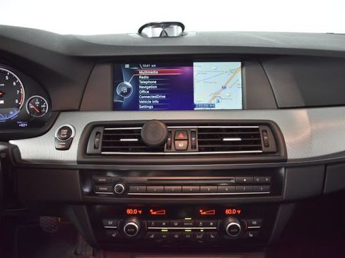 Used 2013 BMW M5 RWD image 20