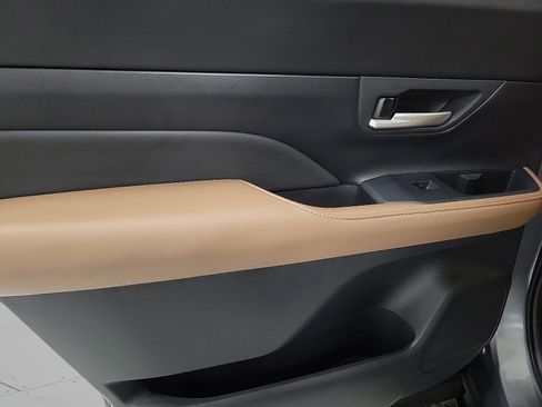 Certified 2026 Toyota Grand Highlander AWD image 9