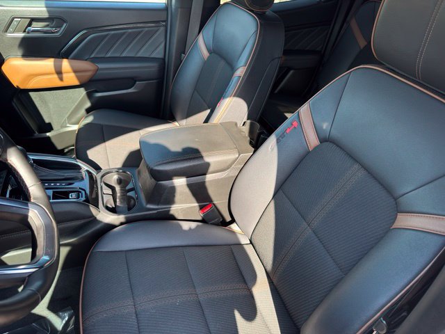 Certified 2024 GMC Canyon AT4 AWD/4WD image 6