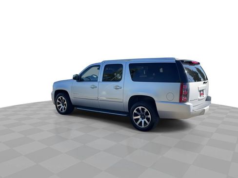 Used 2014 GMC Yukon XL Denali AWD/4WD image 6