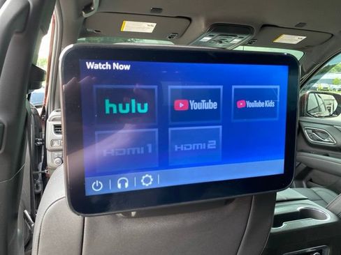 Used 2023 Chevrolet Tahoe RST w/ RST Performance Edition AWD/4WD image 33