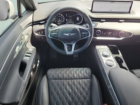 Used 2025 Genesis GV70 3.5T Sport w/ Sport Advanced Package AWD/4WD image 29