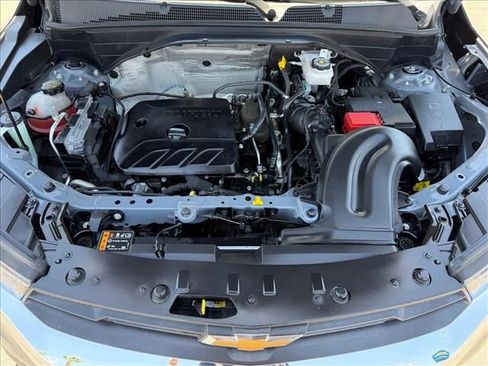 Used 2022 Chevrolet TrailBlazer LT w/ LPO, Blackout Package FWD image 23