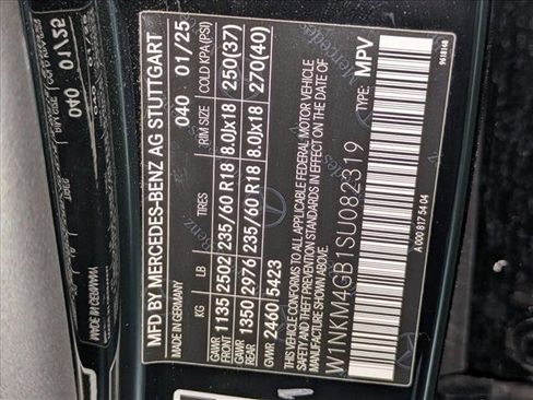 Certified 2025 Mercedes-Benz GLC 300 image 28