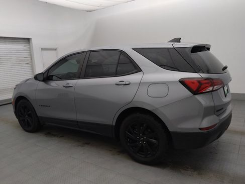 Used 2024 Chevrolet Equinox LS w/ LS Convenience Package image 3