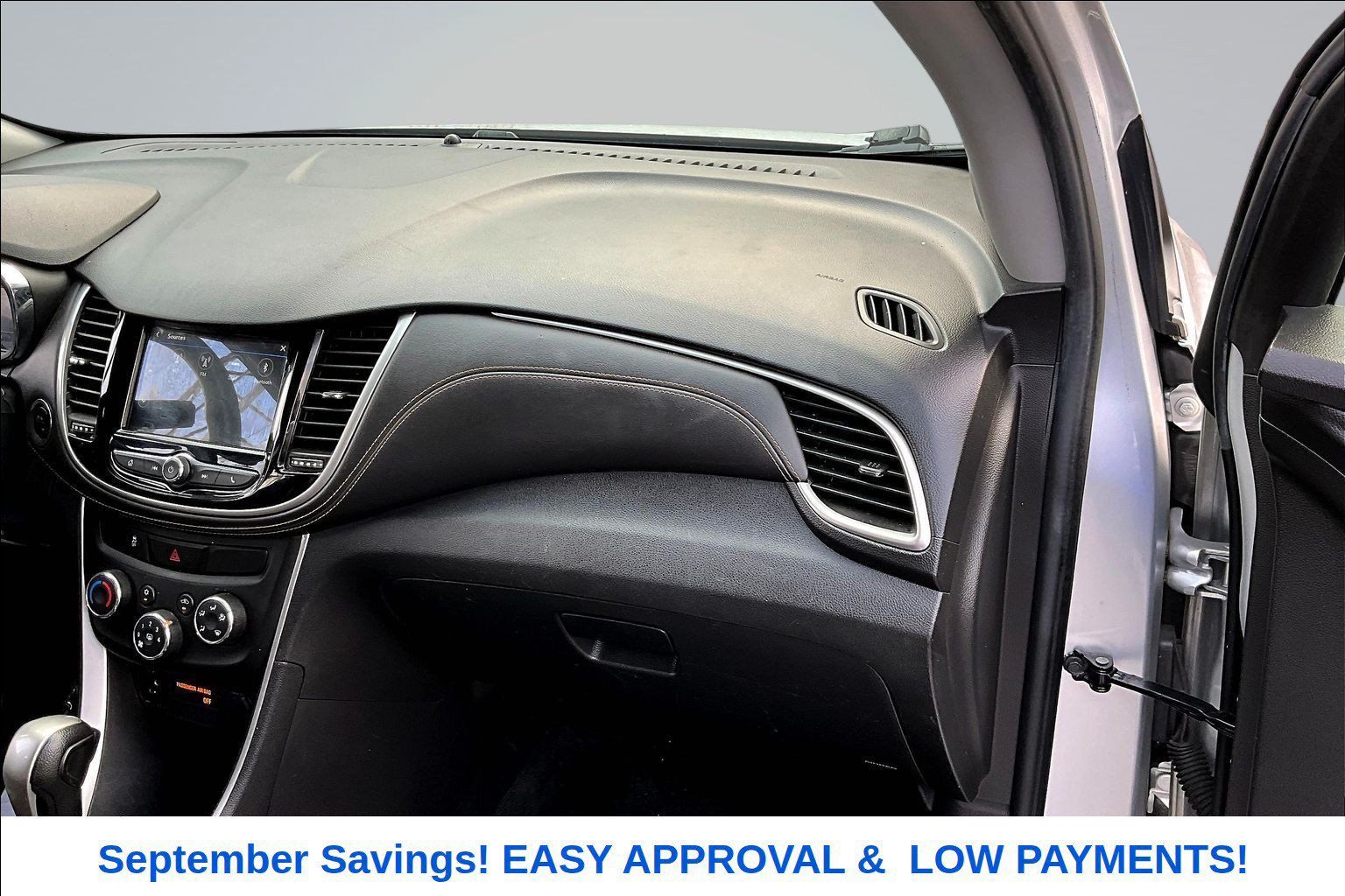 Used 2018 Chevrolet Trax LT w/ LT Convenience Package FWD image 25
