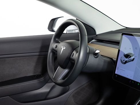 Used 2018 Tesla Model 3 Long Range image 24