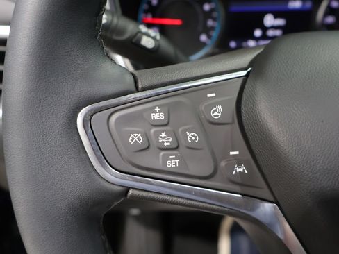 Used 2024 Chevrolet Equinox Premier AWD/4WD image 35