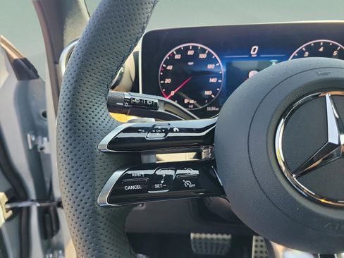 Certified 2026 Mercedes-Benz GLC 300 4MATIC image 21