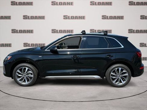 Certified 2023 Audi Q5 2.0T Premium Plus w/ Premium Plus Package AWD/4WD image 2